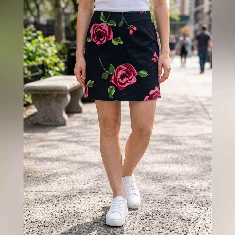 Hillard & Hanson Floral Rose Mini Skirt Black Pink 90s Whimsigoth Size 8 - Picture 5 of 5
